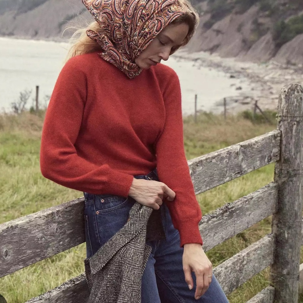 Down Marsena sweater in cerise